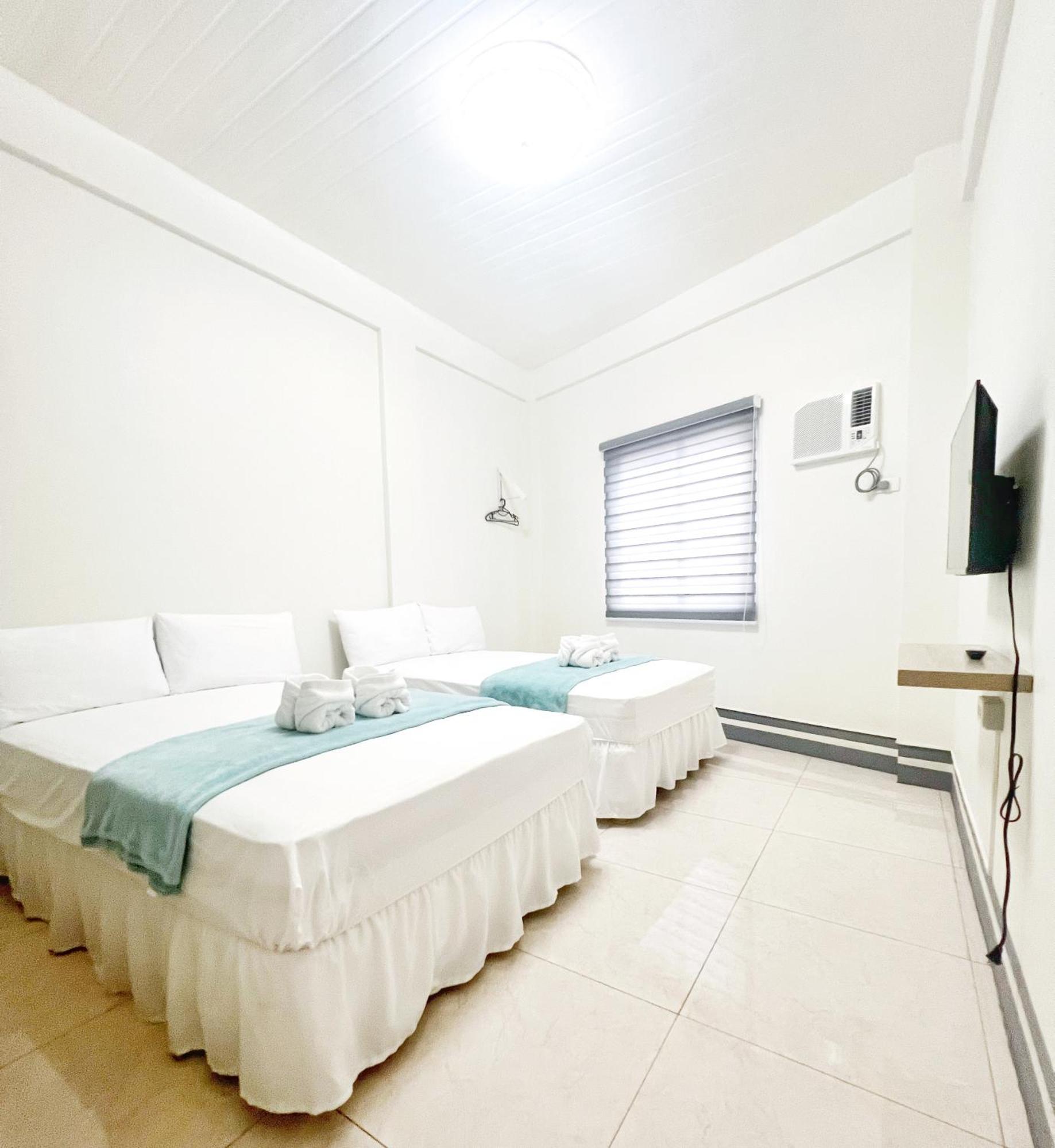 Verra Inn Тагайтай Экстерьер фото